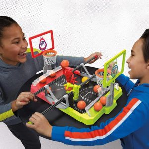 Moderne Spiele Kinder drinnen mit neuen Ideen